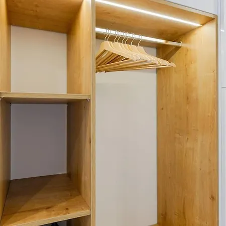 Tsinari Comfort & Luxury Suite, Private Parking Appartamento Salonicco